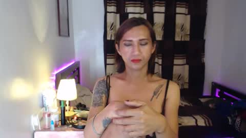 Snapshot of asianslut_doll chatting on 11-09-25, 01:42 ricah coronel online show from 11-09-25, 01:42