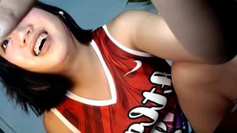 asiansweetgirlwendy online show from 12-07-24, 04:42