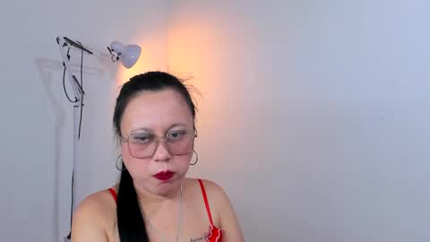 Snapshot of asiantisay chatting on 02-08-25, 02:15 asiantisay online show from 02-08-25, 02:15