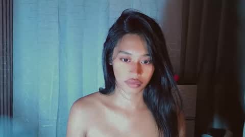 kisses online show from 05-18-26, 02:12