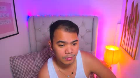 Snapshot of asianzero chatting on 01-14-25, 06:17 Zero online show from 01-14-25, 06:17