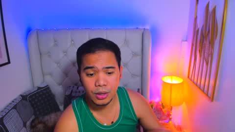 Snapshot of asianzero chatting on 02-13-25, 06:48 Zero online show from 02-13-25, 06:48