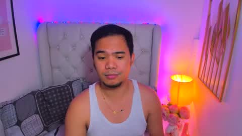 Snapshot of asianzero chatting on 02-15-25, 06:44 Zero online show from 02-15-25, 06:44