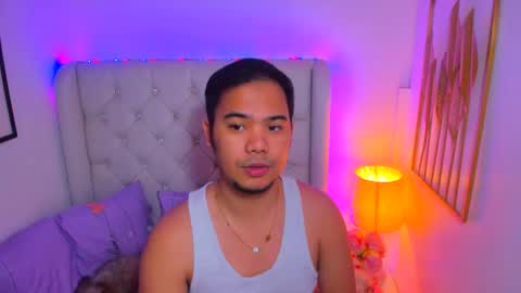 Snapshot of asianzero chatting on 02-16-25, 04:42 Zero online show from 02-16-25, 04:42