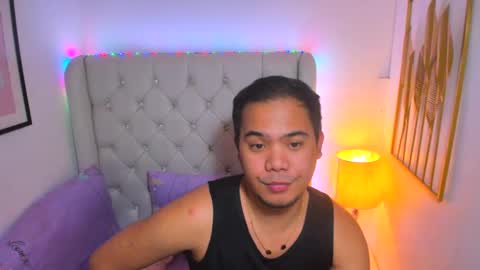 Snapshot of asianzero chatting on 02-22-25, 09:37 Zero online show from 02-22-25, 09:37