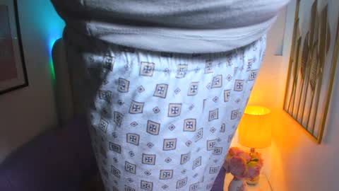 Snapshot of asianzero chatting on 02-26-25, 09:37 Zero online show from 02-26-25, 09:37