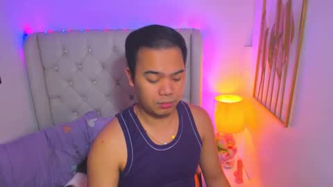 Snapshot of asianzero chatting on 02-28-25, 04:53 Zero online show from 02-28-25, 04:53