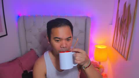 Snapshot of asianzero chatting on 03-04-25, 08:24 Zero online show from 03-04-25, 08:24