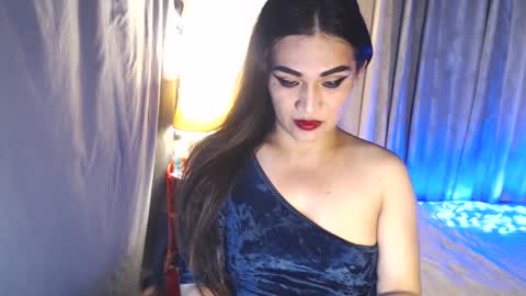 Snapshot of asiasfantasy chatting on 12-14-24, 11:29 NEL online show from 12-14-24, 11:29