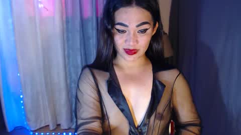 Snapshot of asiasfantasy chatting on 01-03-25, 12:33 NEL online show from 01-03-25, 12:33