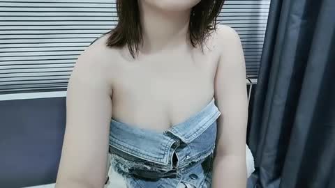 SoHye online show from 10-01-25, 01:33