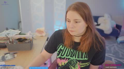 Asiri   pronounced Ah-siri Please no nicknames   3 online show from 09-11-25, 07:03