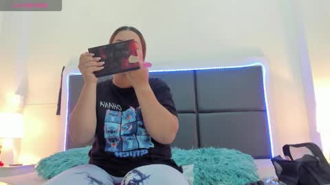  Aslhyn  online show from 09-15-25, 06:41