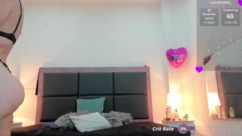 Snapshot of aslhyn_gomez chatting on 03-18-26, 10:46 Aslhyn online show from 03-18-26, 10:46