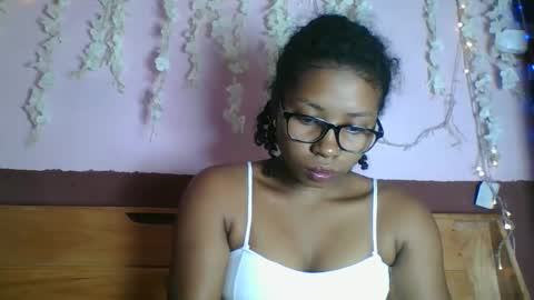 asmiraa online show from 05-05-26, 04:37