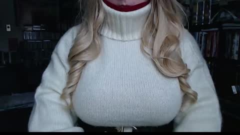 Snapshot of aspen_vale chatting on 01-19-25, 07:15 Aspen Vale online show from 01-19-25, 07:15