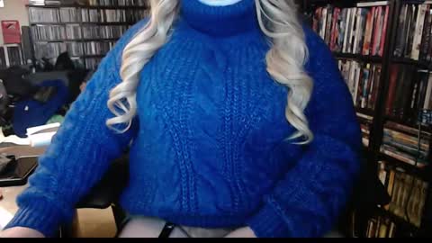 Snapshot of aspen_vale chatting on 03-03-25, 10:42 Aspen Vale online show from 03-03-25, 10:42