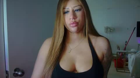 Snapshot of aspenmadden chatting on 06-15-26, 09:06 iwantaspen online show from 06-15-26, 09:06