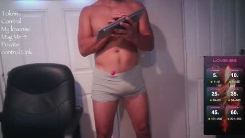 Snapshot of asperous_0ne chatting on 09-20-25, 05:58 ASPEROUS 0NE COCK online show from 09-20-25, 05:58