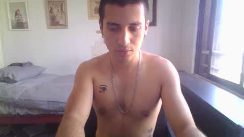 Snapshot of aspyporn chatting on 12-26-24, 02:37 Aspy online show from 12-26-24, 02:37