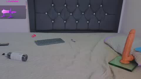 Ass naughty online show from 06-24-26, 01:04