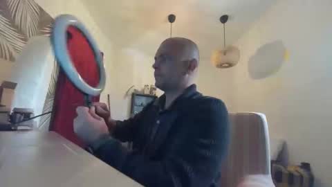 assassinforu online show from 11-05-25, 10:37