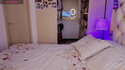 Ashley online show from 11-22-25, 10:20