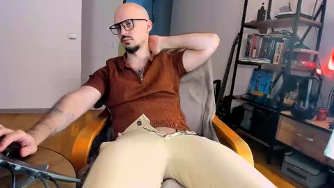 asshunter4k online show from 01-07-26, 01:02