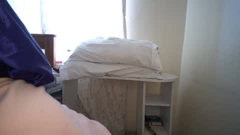 shee online show from 01-13-26, 09:25