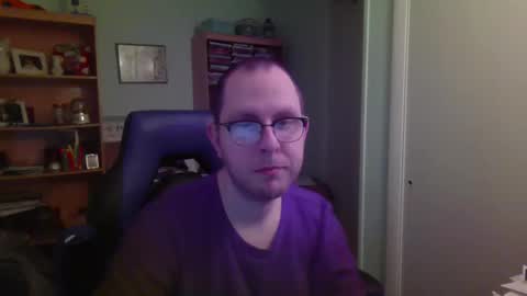 Snapshot of astg94 chatting on 12-03-25, 01:46 Andrew or Smiley Read the message in bold above the bio design for info on the situation. online show from 12-03-25, 01:46