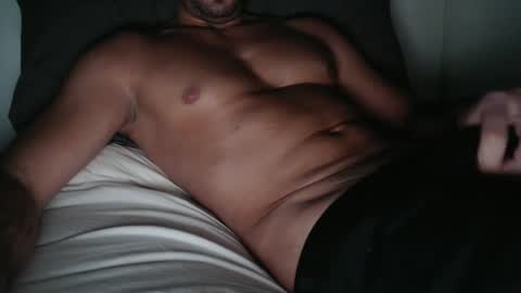 Snapshot of aston0 chatting on 02-25-25, 08:03 Aston online show from 02-25-25, 08:03