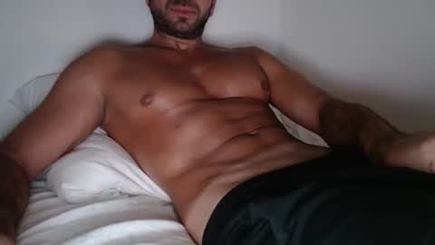 Snapshot of aston0 chatting on 03-19-26, 08:46 Aston online show from 03-19-26, 08:46