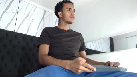 Aston  online show from 10-01-25, 03:23