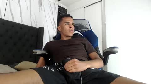 Aston  online show from 10-04-25, 04:43