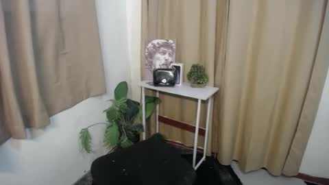 Anna online show from 01-24-25, 11:23