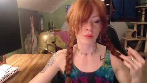 AstraeaSiren online show from 12-12-24, 04:37