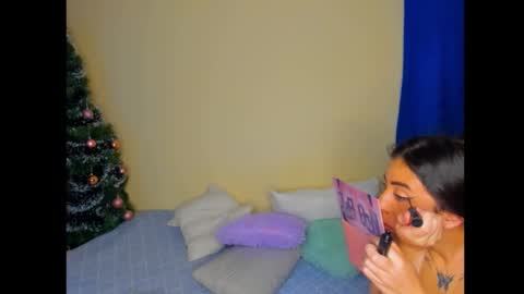 Mag and Molly online show from 01-06-26, 03:43