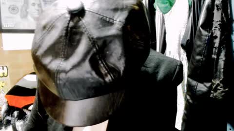 Snapshot of astrid_hauser66 chatting on 10-25-25, 02:30 astrid_hauser66 online show from 10-25-25, 02:30