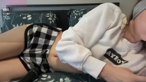Astrid Sky online show from 06-19-26, 05:50