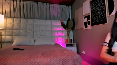 astrid_velle online show from 05-09-26, 01:33