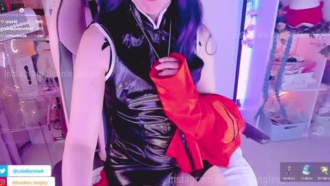 Bonnie online show from 01-25-25, 12:17