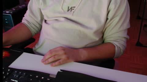 Leo online show from 10-25-25, 11:21