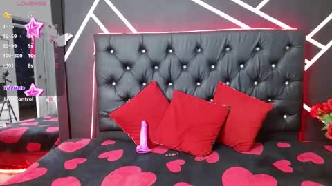 mariia  online show from 12-19-24, 06:01