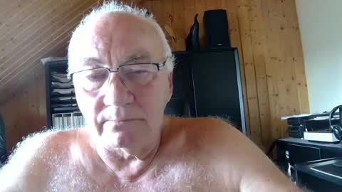 Snapshot of asusandy chatting on 06-22-26, 12:35 asusandy online show from 06-22-26, 12:35