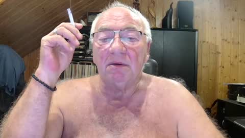 Snapshot of asusandy chatting on 07-07-26, 11:31 asusandy online show from 07-07-26, 11:31