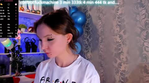 Snapshot of asya_sweet_ chatting on 01-24-25, 08:23 Anastasia online show from 01-24-25, 08:23