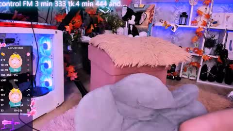 Snapshot of asya_sweet_ chatting on 10-04-25, 02:37 Anastasia online show from 10-04-25, 02:37