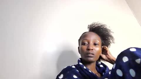 atara_seren online show from 05-04-26, 01:12