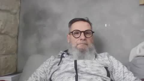 Snapshot of atatanka chatting on 02-13-25, 10:44 atatanka online show from 02-13-25, 10:44