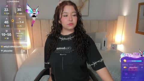 sofia online show from 01-25-25, 05:18